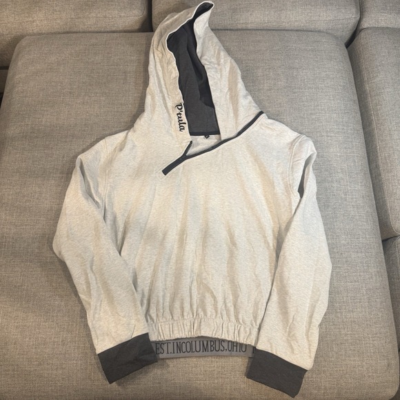 P’tula Tops - P'tula Women's XL Gray/Black Quarter Zip Hoodie - Est. in Columbus, Ohio '16